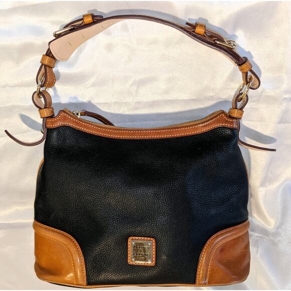 VTG Dooney & Bourke Black Natural Tan Wexford Pebbled Leather Shoulder Hobo Bag - Picture 1 of 13